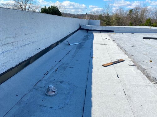 Why Flat Roofs Are the Most Common for Commercial Roofing